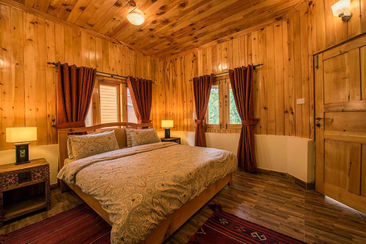 Hotel Arcadian Sprucewoods à Shogran Extérieur photo