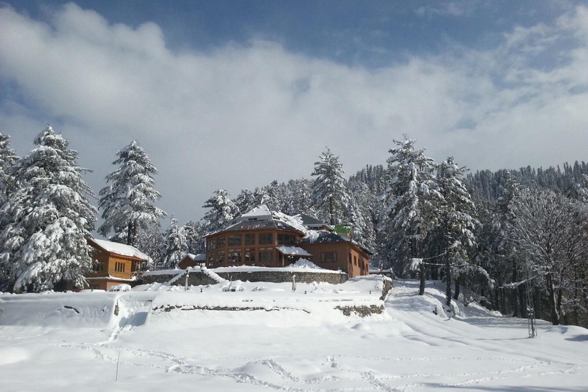 Hotel Arcadian Sprucewoods à Shogran Extérieur photo